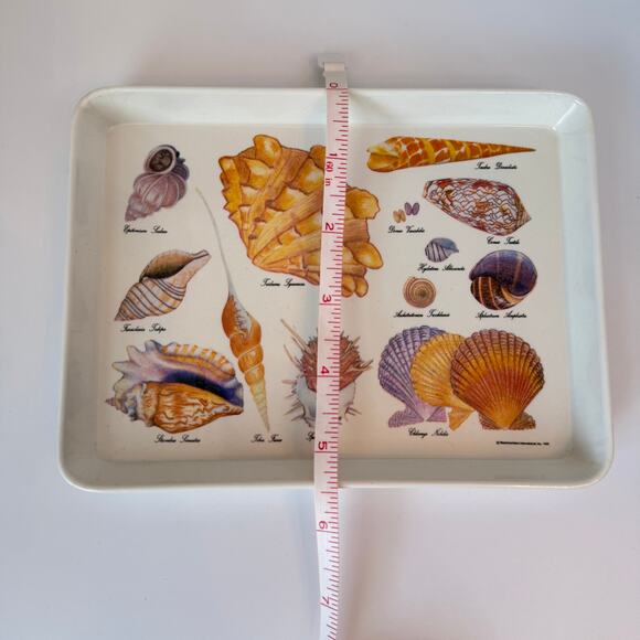 Vintage 1986 Melamine Sea Shell Trays 7"X5.5", Set of 2 - Picture 8 of 8